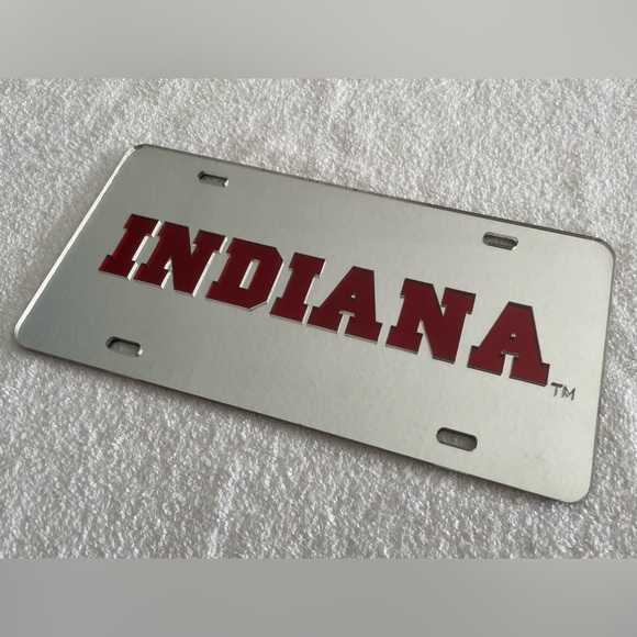 University of Indiana Hoosiers IU mirrored license plate. - Picture 1 of 2
